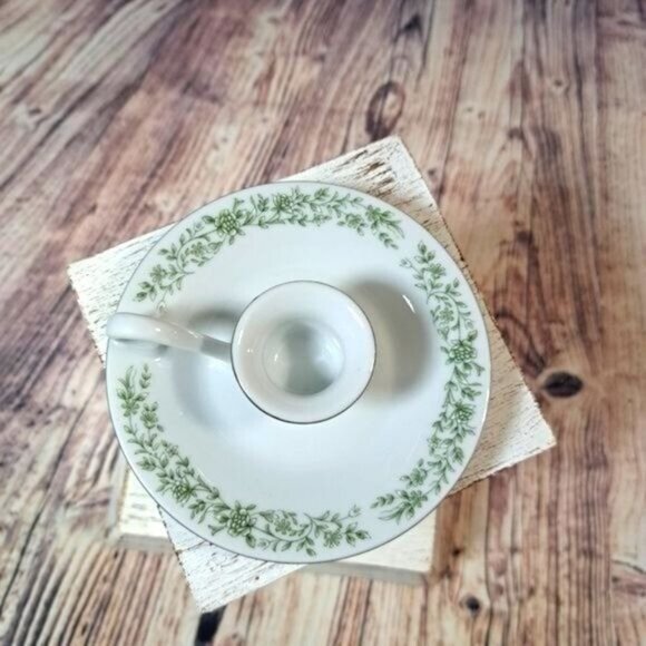 Mikasa Montclair Porcelain Candle Holder With Handle - Picture 4 of 6